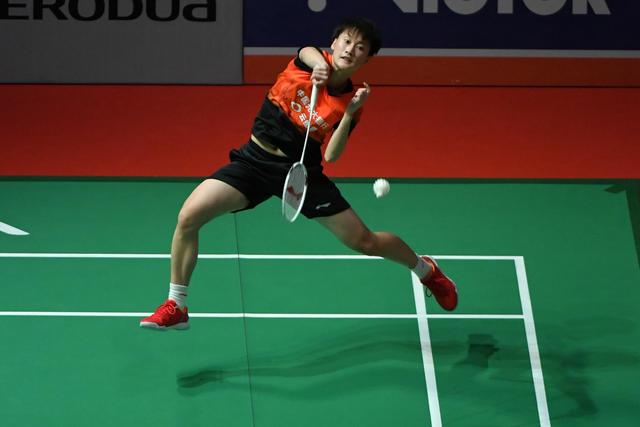 杜兰特关键补篮赢得比赛