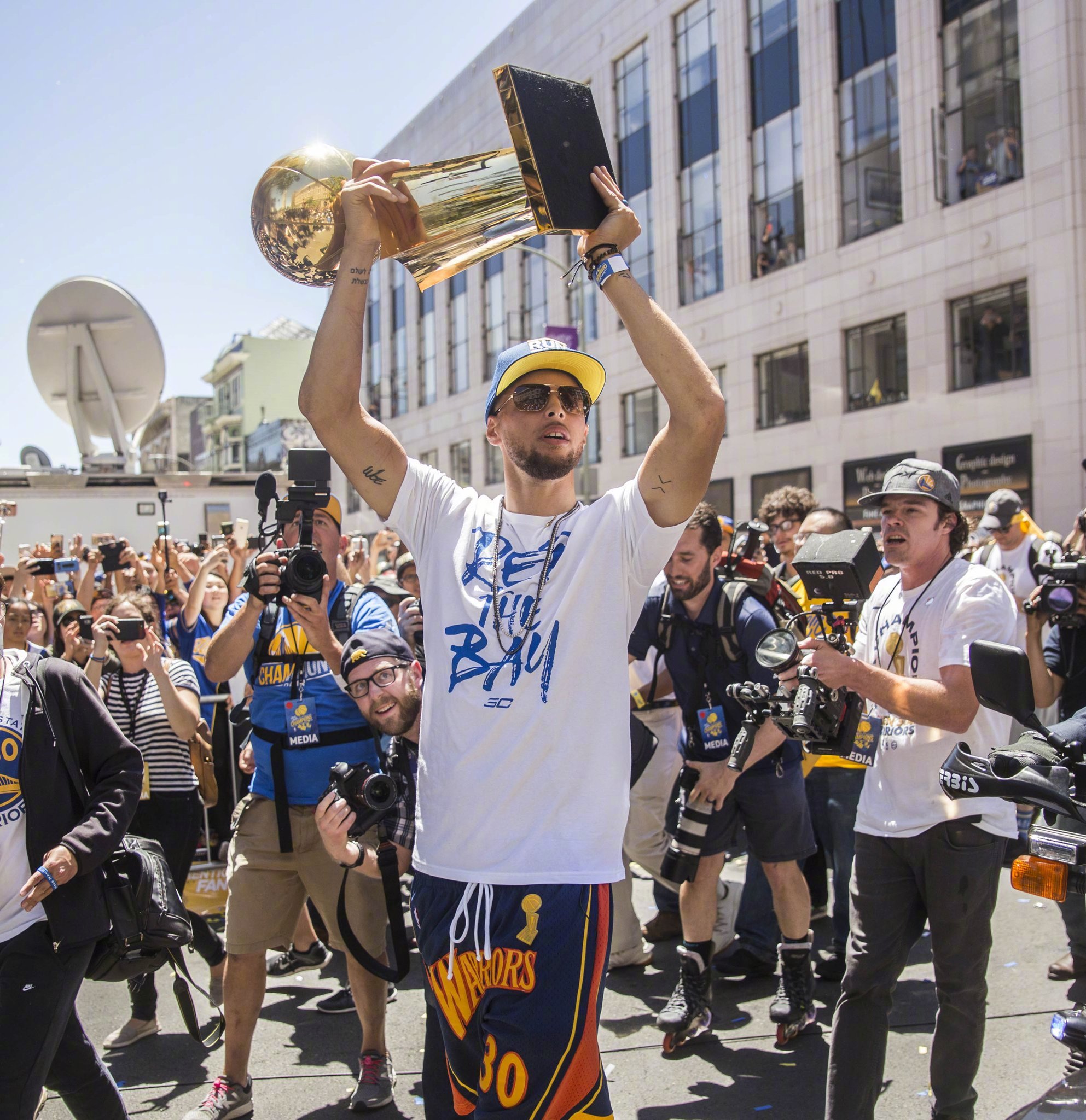 家由此认为 家由此认为